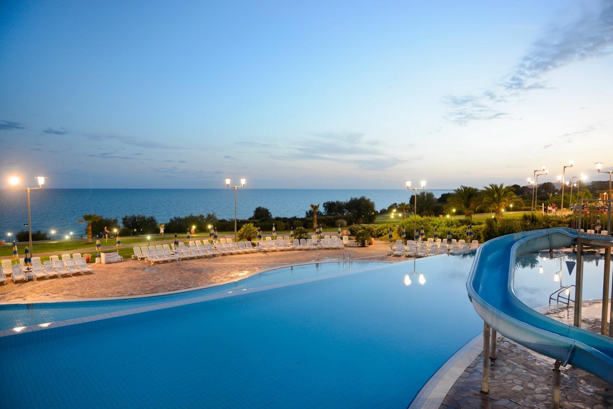 Serenusa Resort 리카타 외부 사진
