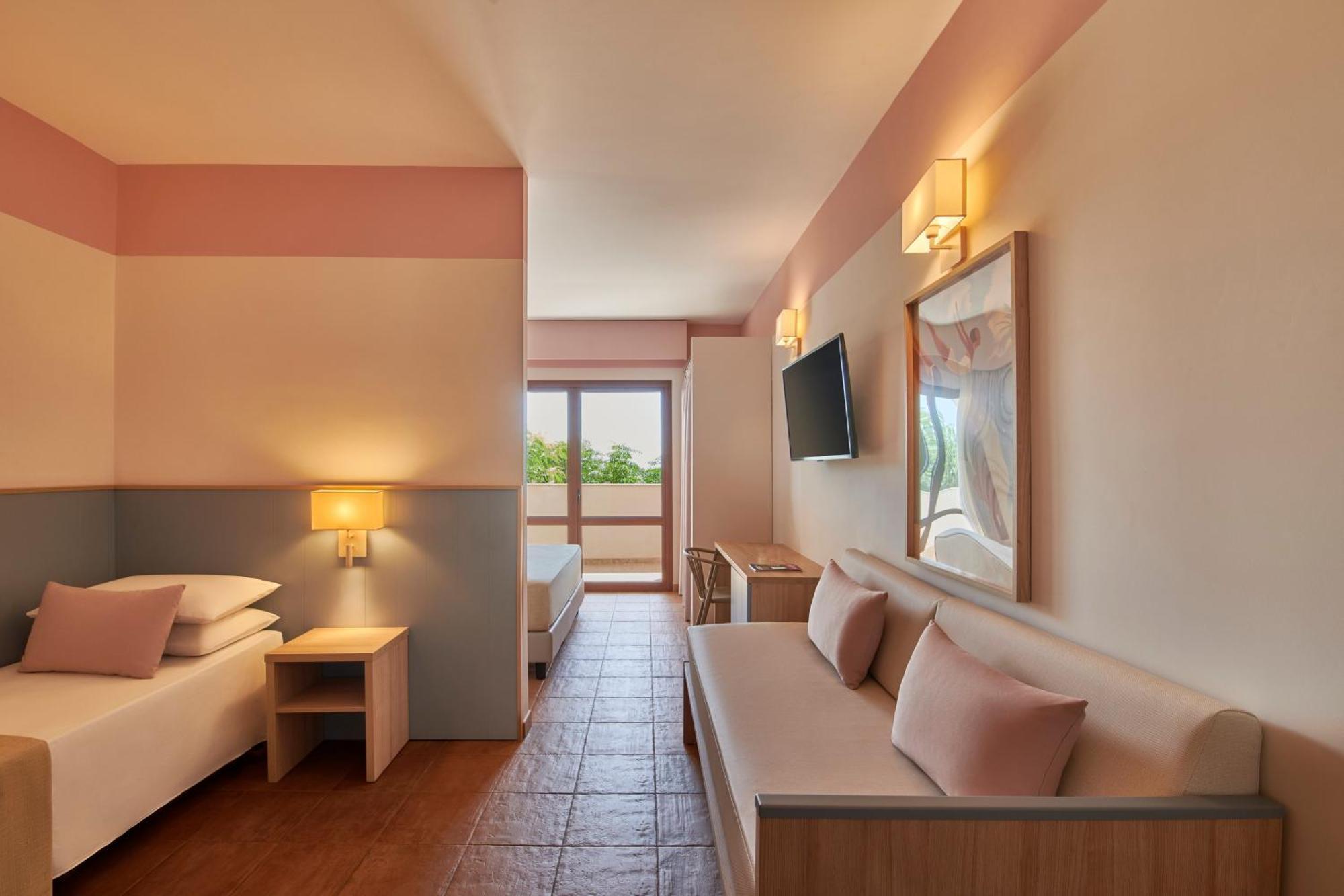 Serenusa Resort 리카타 객실 사진